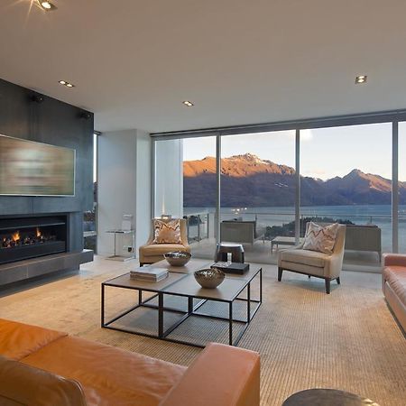 Villa De Luxe, A Relax It'S Done Luxury Holiday Home كوينستاون المظهر الخارجي الصورة