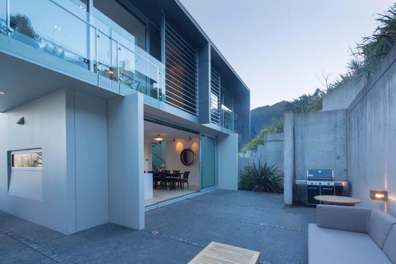 Villa De Luxe, A Relax It'S Done Luxury Holiday Home كوينستاون المظهر الخارجي الصورة
