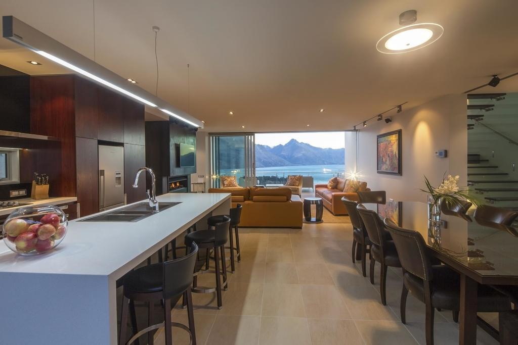 Villa De Luxe, A Relax It'S Done Luxury Holiday Home كوينستاون المظهر الخارجي الصورة