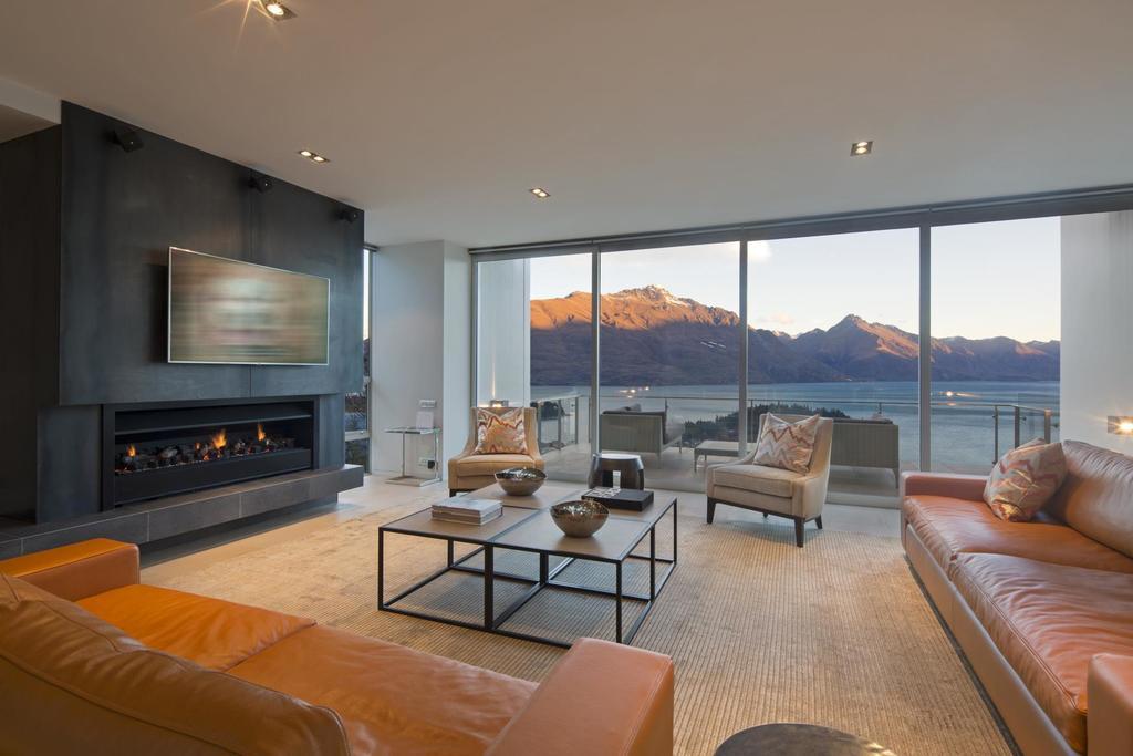 Villa De Luxe, A Relax It'S Done Luxury Holiday Home كوينستاون المظهر الخارجي الصورة